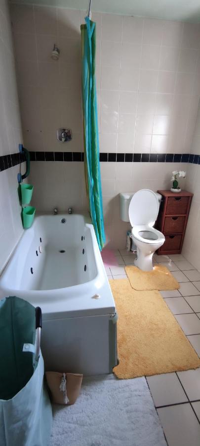 Joanna'S Studio , Key Locker By Whatsapp Own Entrance, Own Bathroom Youghal Ngoại thất bức ảnh