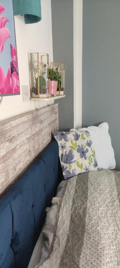 Joanna'S Studio , Key Locker By Whatsapp Own Entrance, Own Bathroom Youghal Ngoại thất bức ảnh